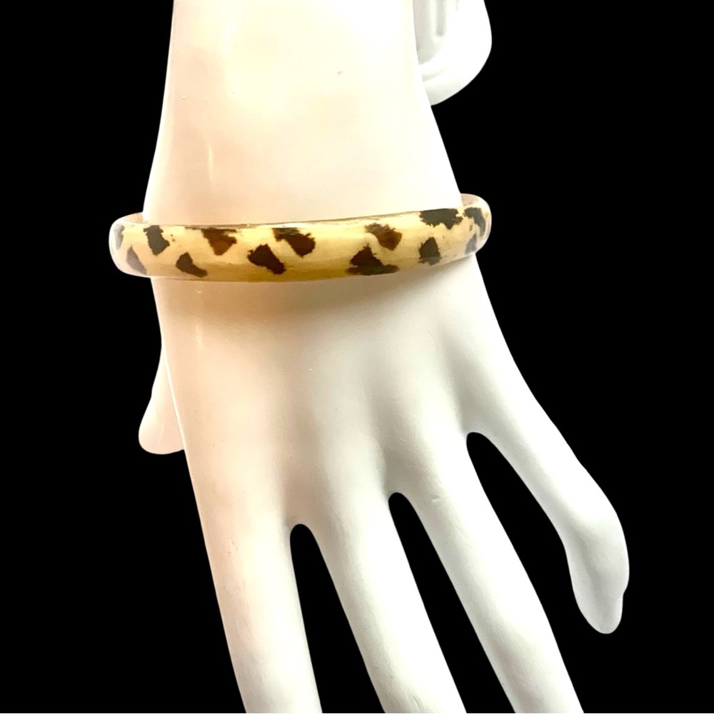 Leopard Print Bangle Bracelet - Picture 1 of 2